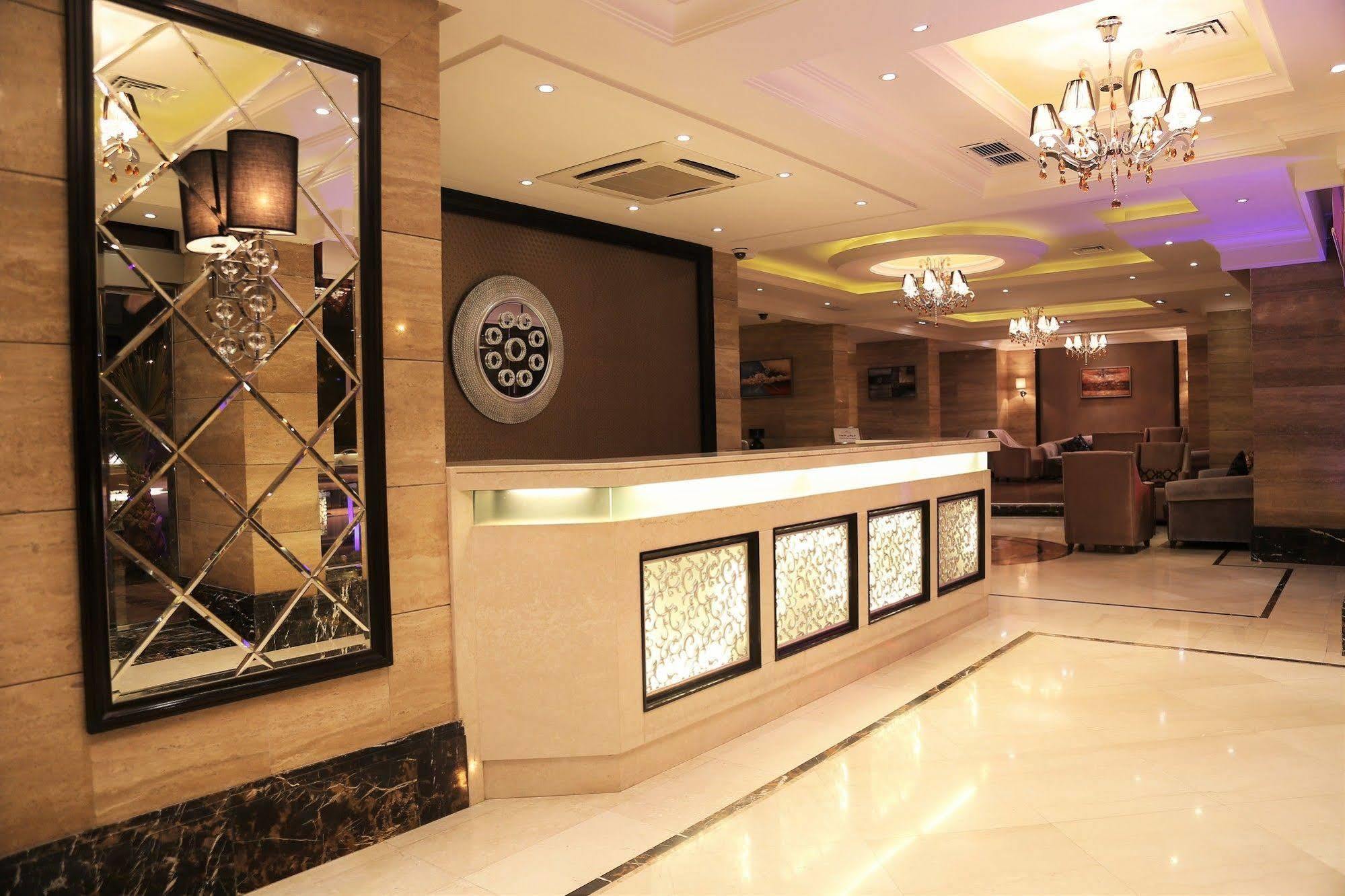 Boudl Kuwait Al Fahahil Kuwait City Exterior foto