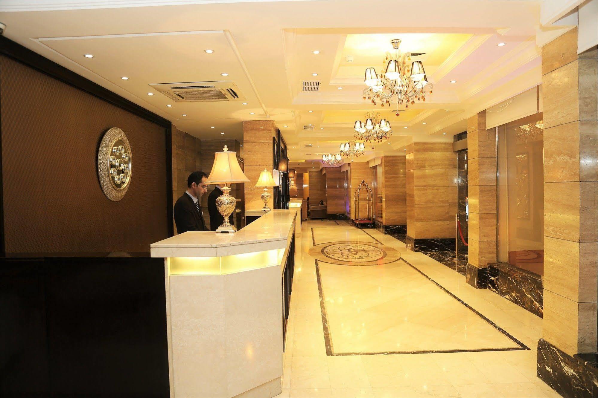 Boudl Kuwait Al Fahahil Kuwait City Exterior foto