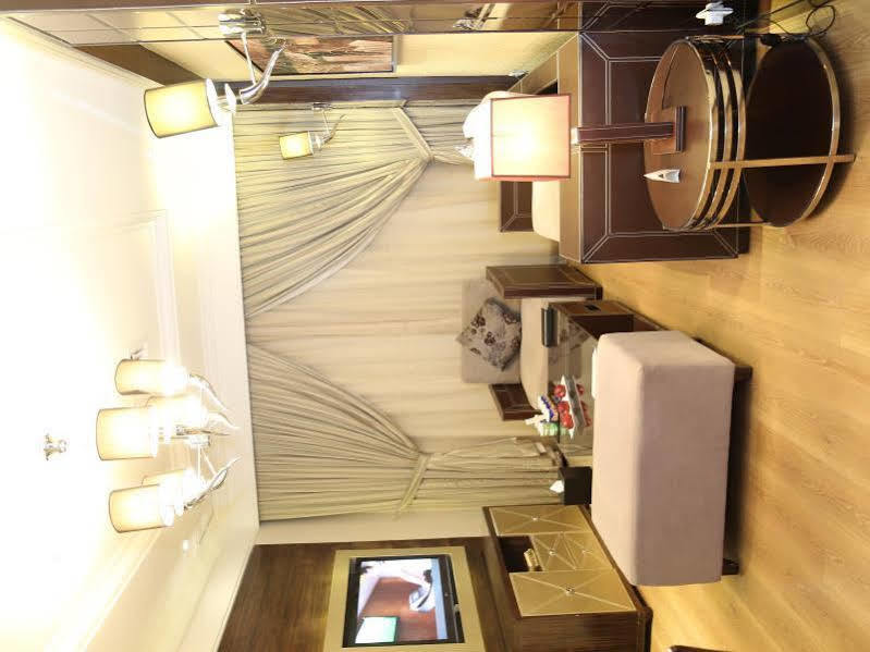 Boudl Kuwait Al Fahahil Kuwait City Exterior foto